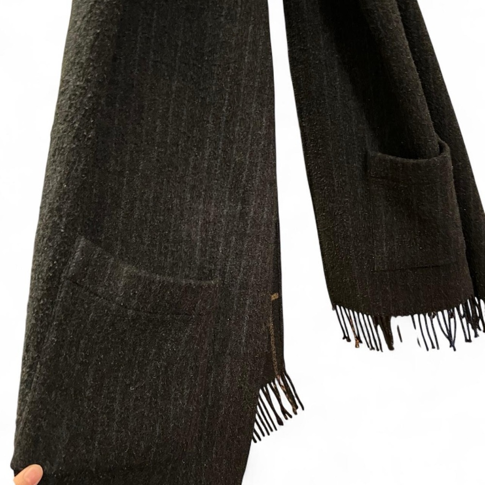 Vintage Burberry Helene Shawl blue gray plaid wool oversized scarf - Picture 11 of 12